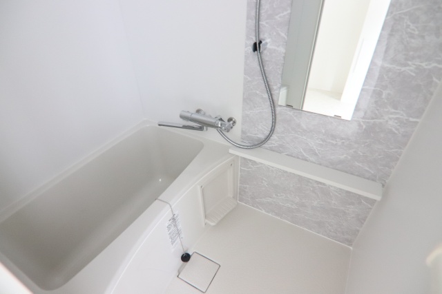 バス・シャワールーム　※別室の参考写真の為、現況優先です。