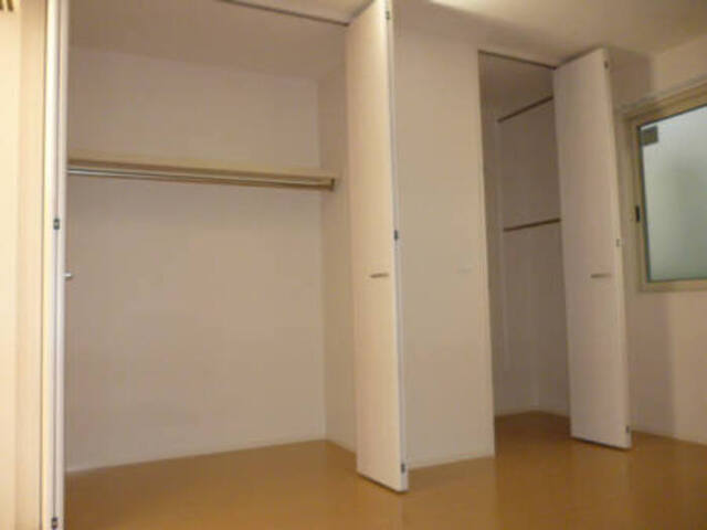 収納　１０２　クローゼット