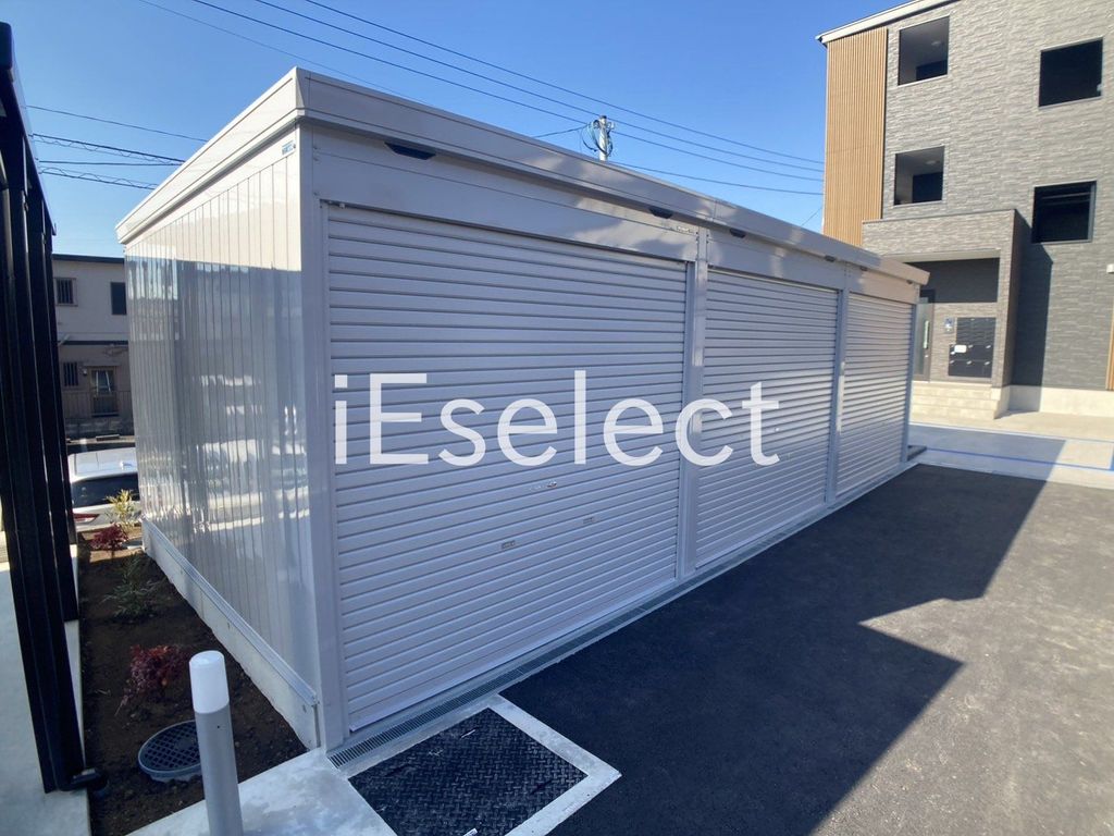 その他設備　バイクガレージ