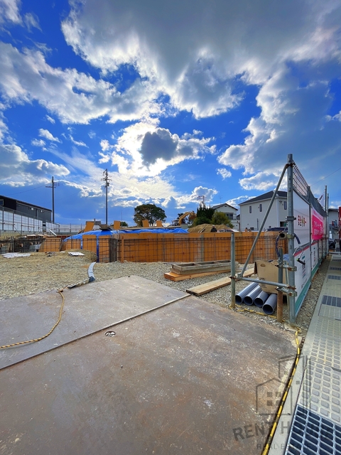 建物外観　外観（建設中）