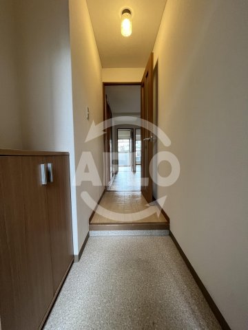 玄関　白百合グランドシャトー　玄関