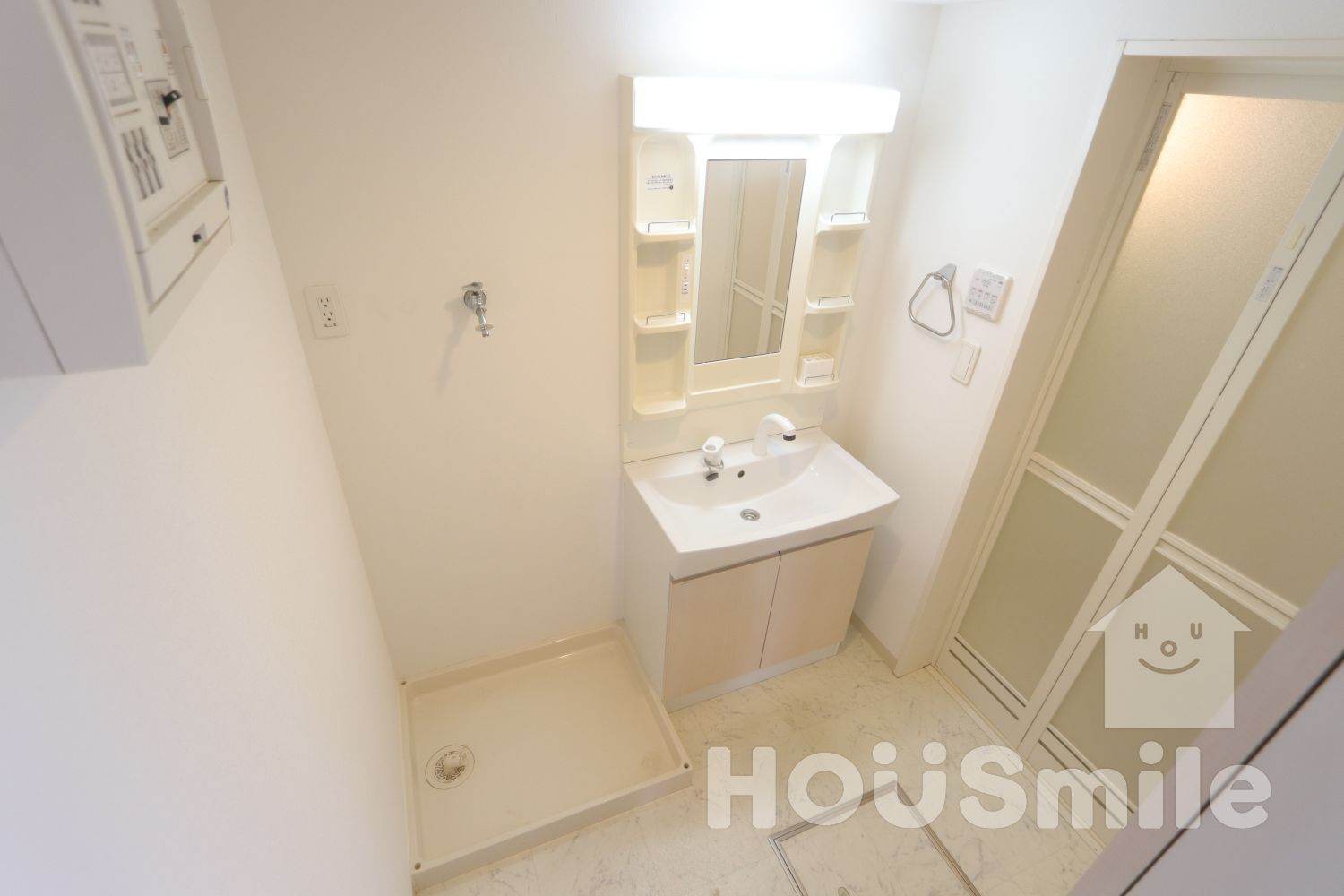 洗面設備　洗面所