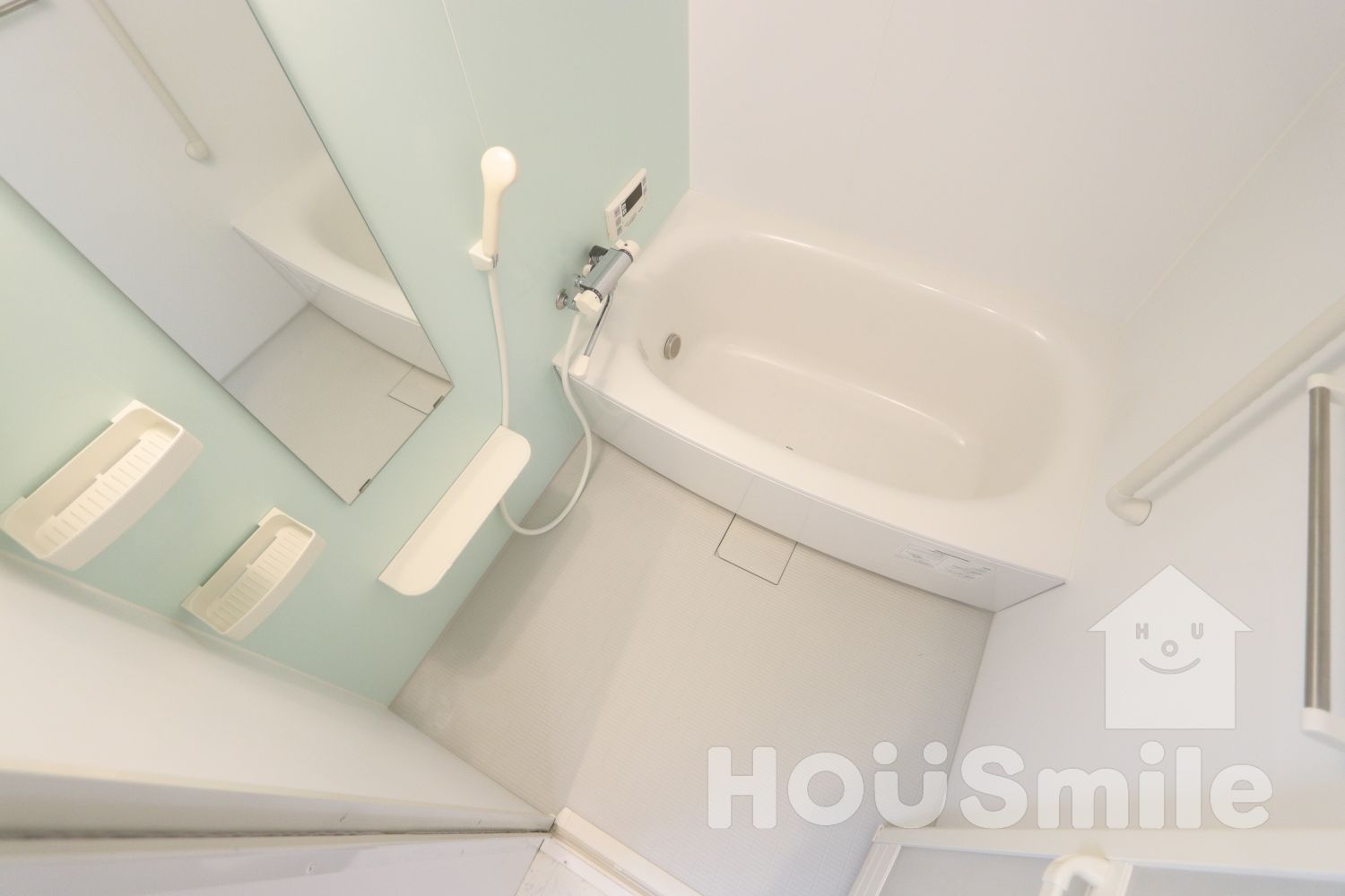 バス・シャワールーム　バス（浴室乾燥機、追焚機能）