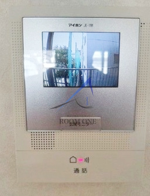 セキュリティ　モニター付きインターホンです。