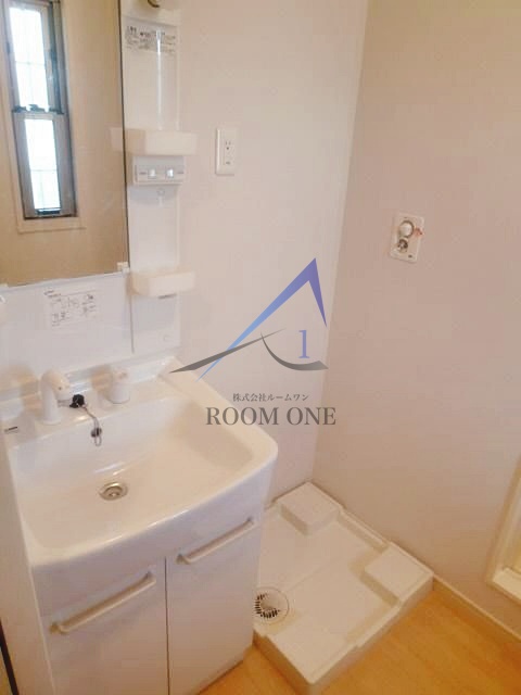 洗面設備　洗面台です。