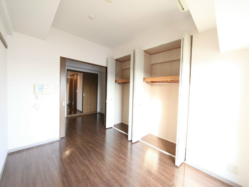 その他部屋・スペース　洋室6.4帖　DK4.8帖　繋げて使用が可能です