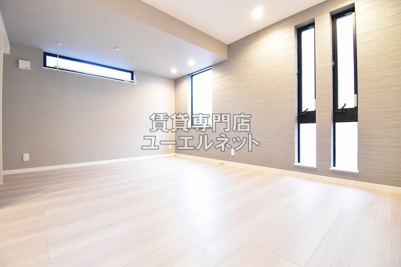 居室・リビング　洋室13.0帖