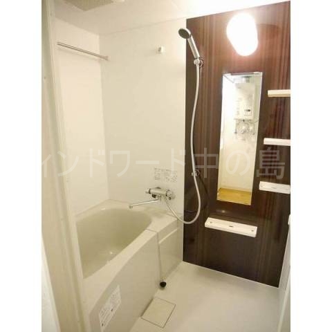 バス・シャワールーム　詳細は、ウィンドワード中の島店までご相談下さい。