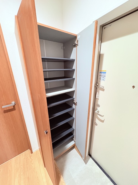 玄関　★トールタイプのシューズボックス★