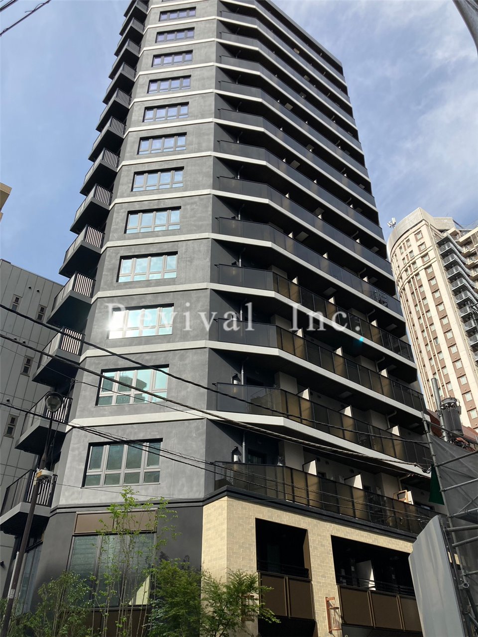 建物外観　スタイリッシュな外観でございます