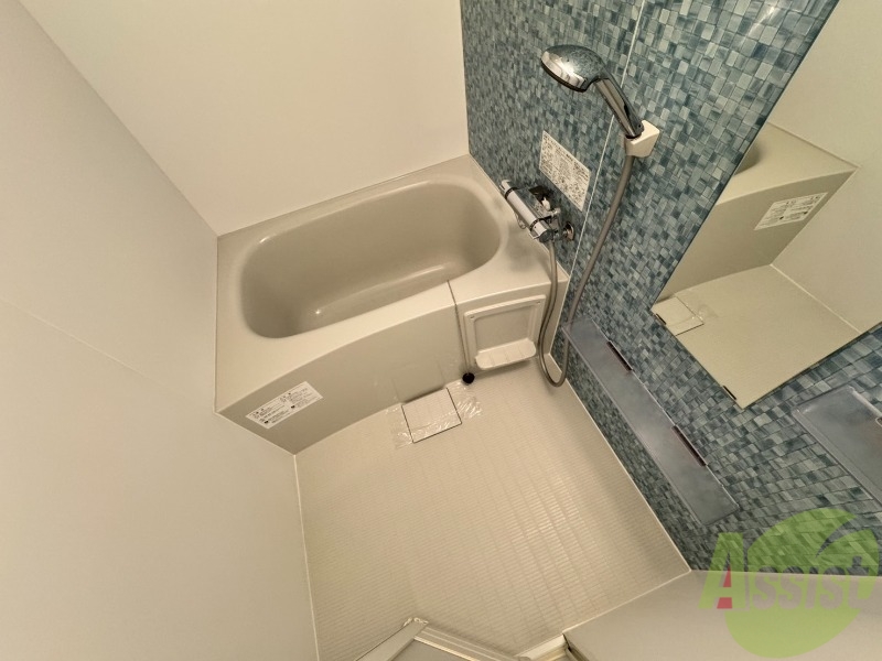 バス・シャワールーム　疲れを癒すには湯船でゆっくりするのが良いですよ。