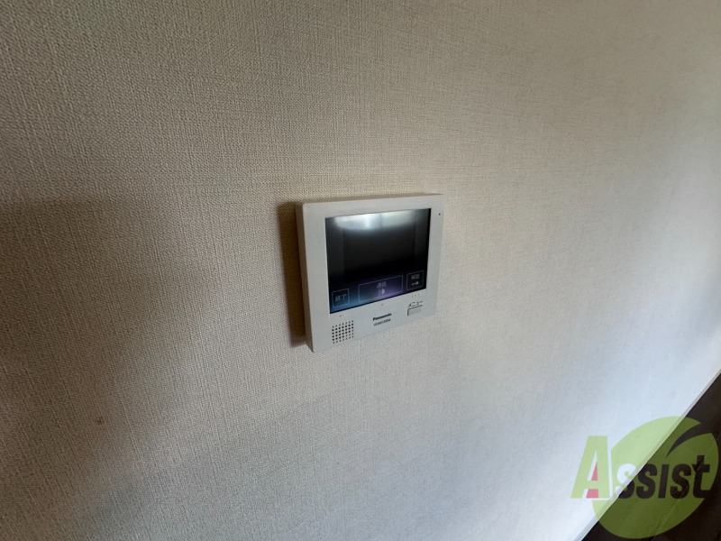 セキュリティ　ＴＶモニター付インターホンです。来客者の顔が見えるので安心！