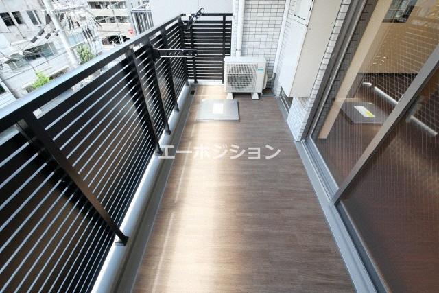 バルコニー　プレジオ難波