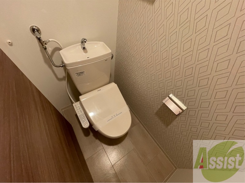 トイレ　トイレです。ウォシュレット付を探している方、おすすめです。