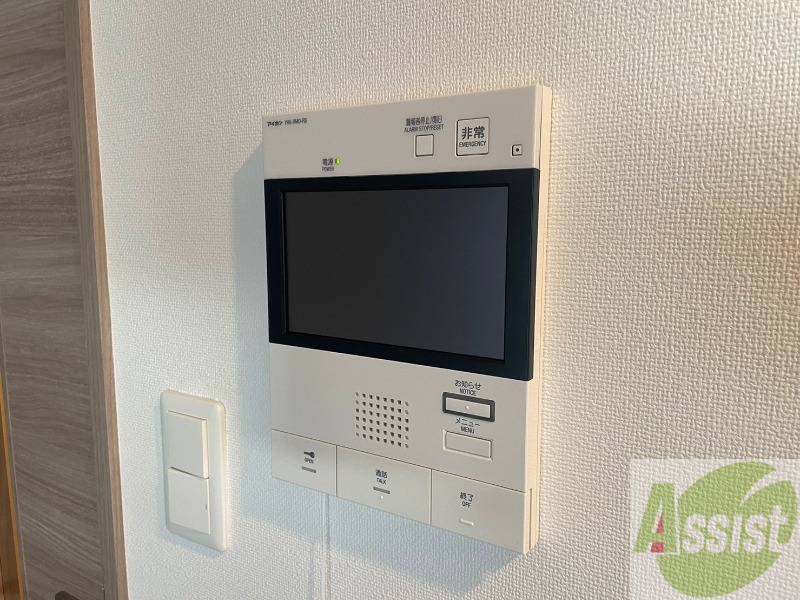 セキュリティ　ＴＶモニター付インターホンです。来客者の顔が見えるので安心！