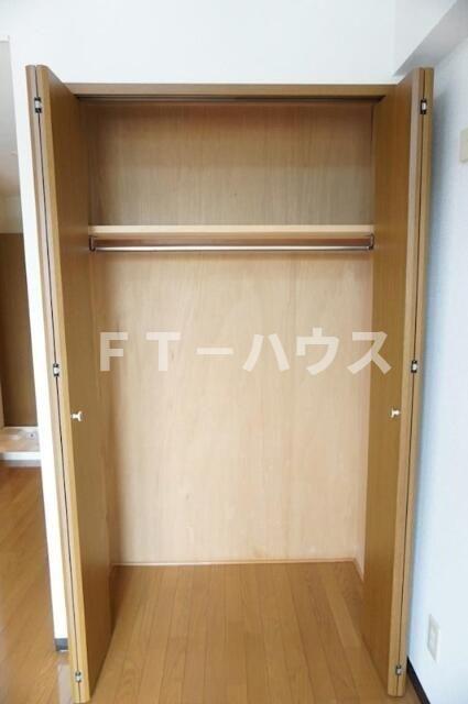 収納　バストイレ別