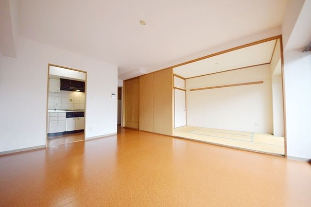 居室・リビング　ＬＤＫ14.7帖♪