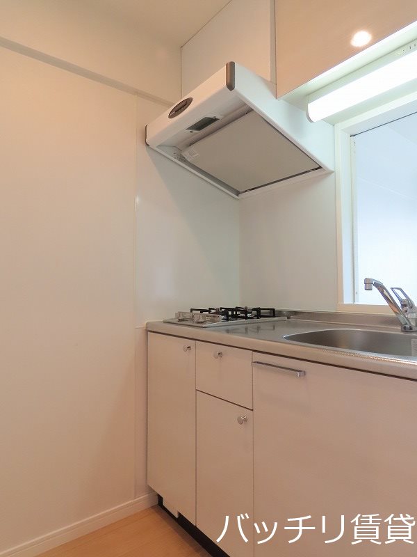 キッチン　写真は、同型イメージの為、現状を優先致します