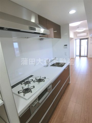 キッチン　3口ガスグリル付システムキッチン