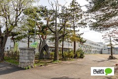 小学校　札幌市立幌西小学校（小学校）まで856m