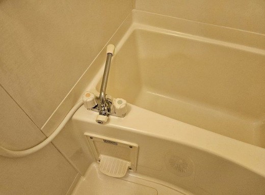 バス・シャワールーム　写真は別号室です。現況優先になります。