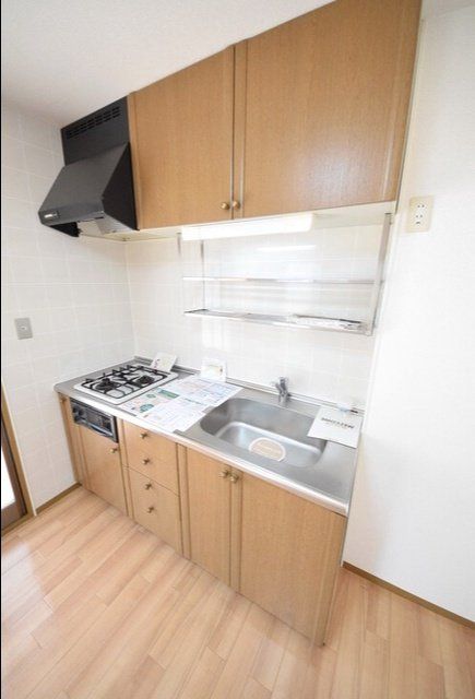 キッチン　二口コンロ付き