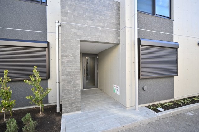 エントランス　建物の内部です