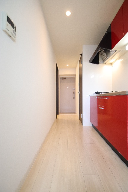 玄関　※別室の参考写真の為、現況優先です。