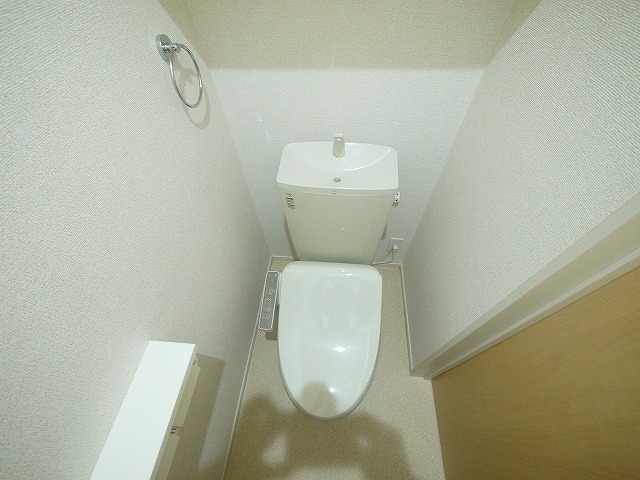 トイレ　ゆったりとした空間のトイレです