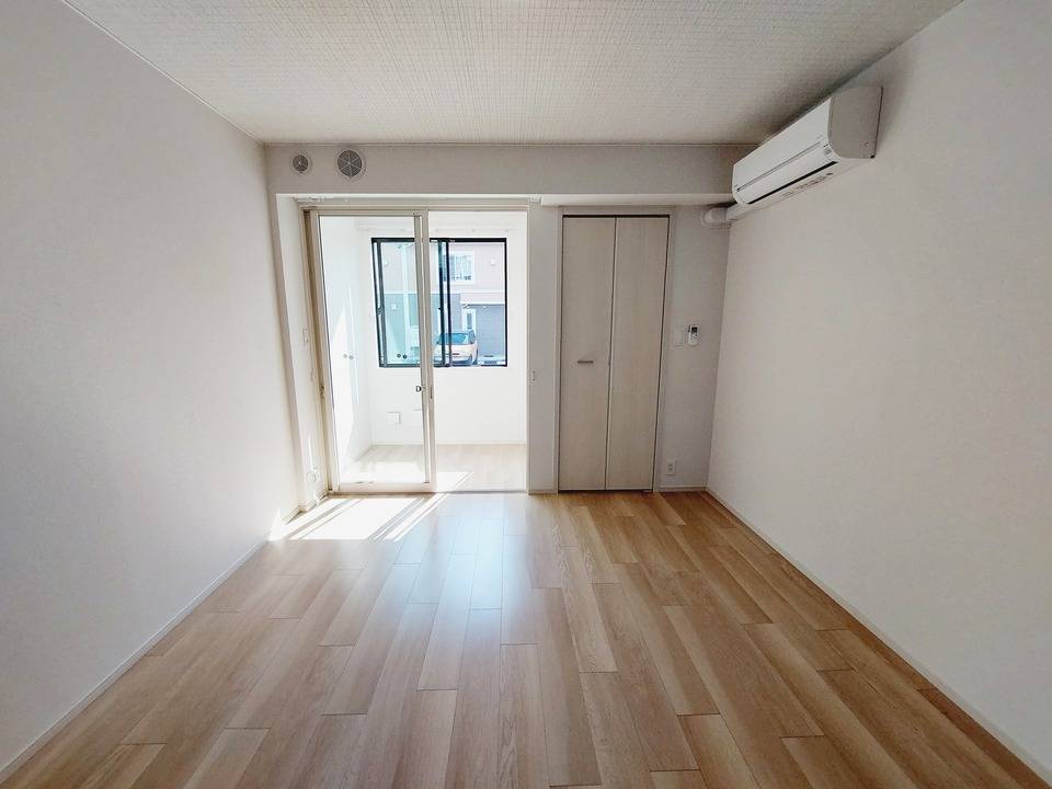 居室・リビング　リビング