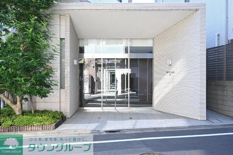 エントランス　エントランス