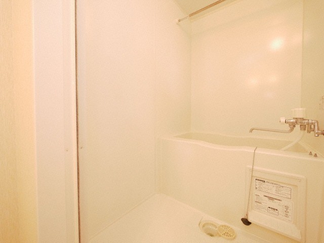 バス・シャワールーム　きれいなお風呂です