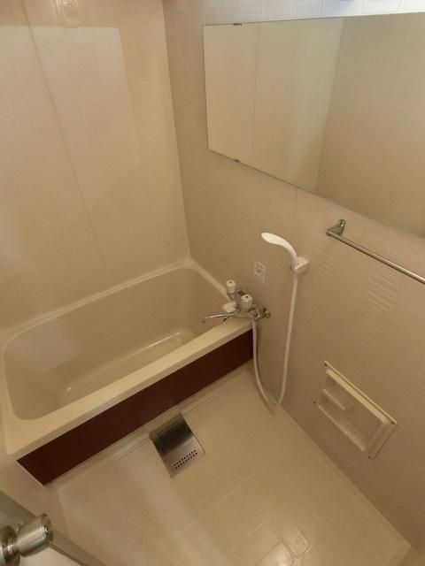 バス・シャワールーム　☆ゆったりバスタイム☆