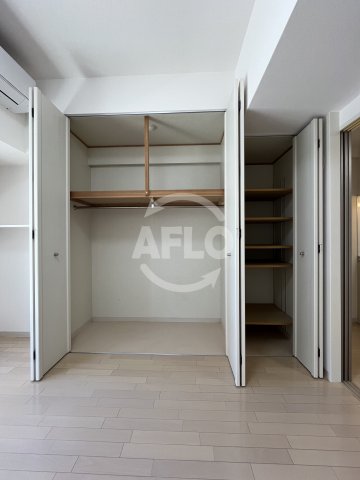 収納　アーバネス淀川　クローゼット