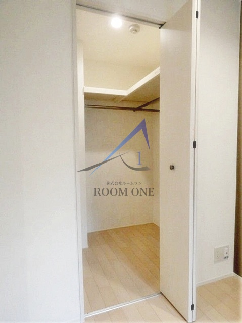 収納　ウォークインクローゼットです。