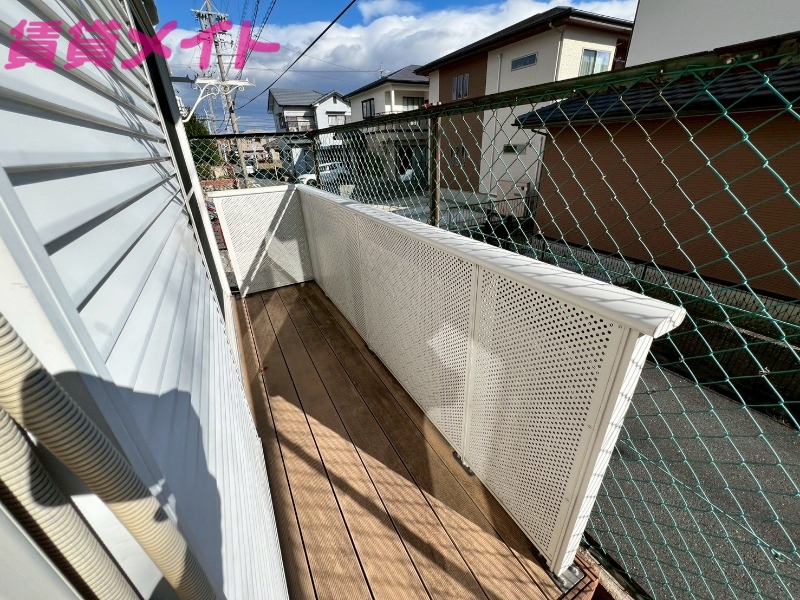 バルコニー　同物件別部屋写真