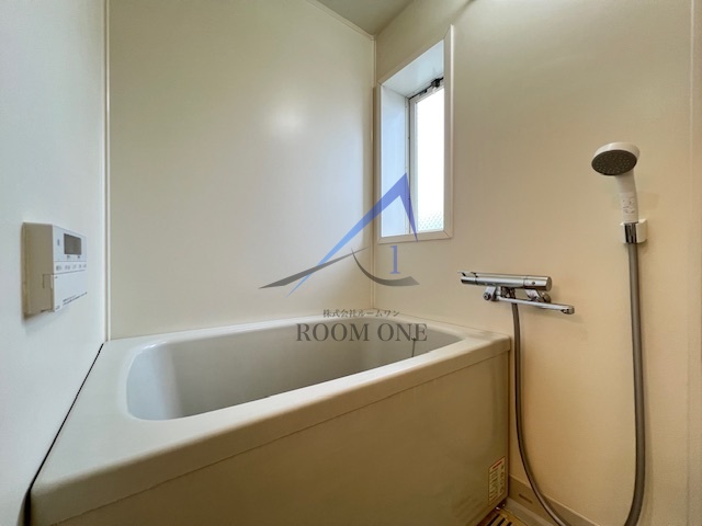 バス・シャワールーム　お風呂です。