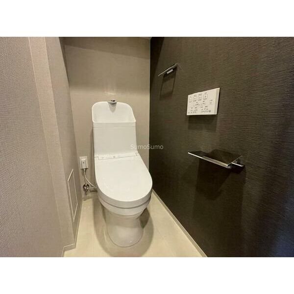 トイレ　シンプルで使いやすいトイレです