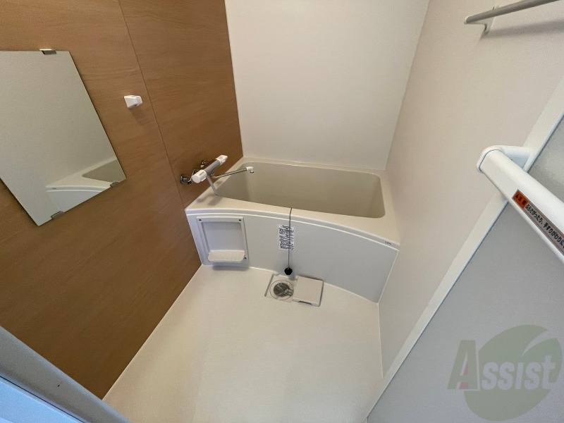 バス・シャワールーム　お風呂です。ゆっくりお風呂につかるのも体に良いですね～