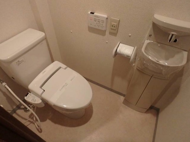 トイレ　別部屋参考写真