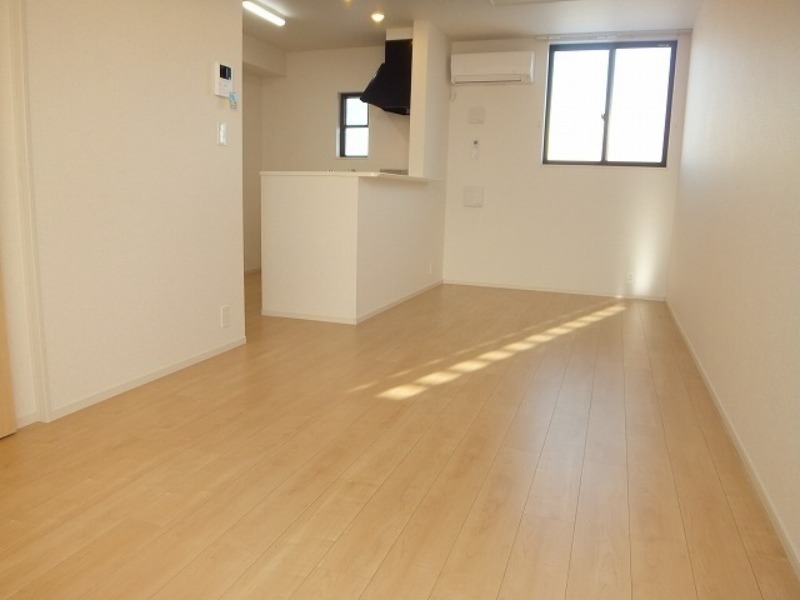 居室・リビング　図面と現状に相違がある場合には現状を優先