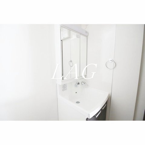 洗面設備　洗面台です。