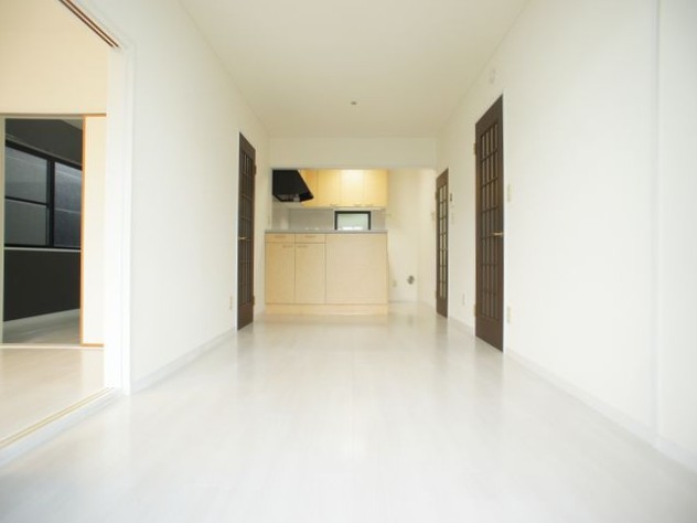 居室・リビング　会話をしながらお料理できる対面キッチンです♪