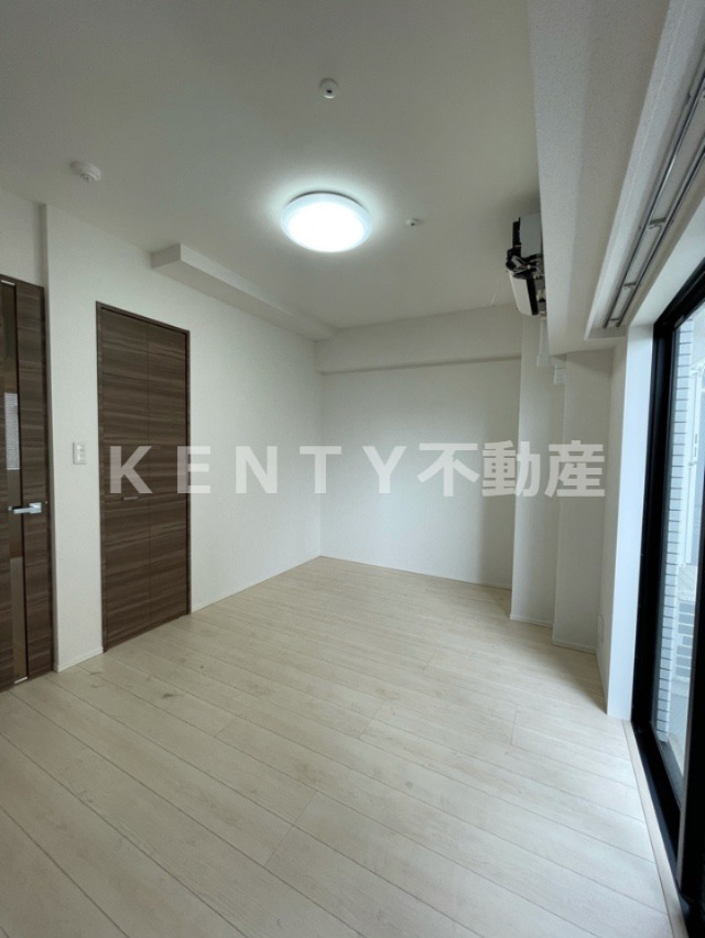 居室・リビング　ゆったりした洋室です