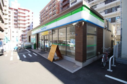 コンビニ　ファミリーマート 西五反田六丁目店（コンビニ）まで195m