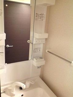 洗面設備　同タイプの間取り撮影につき実際の物件とは異なる場合があります