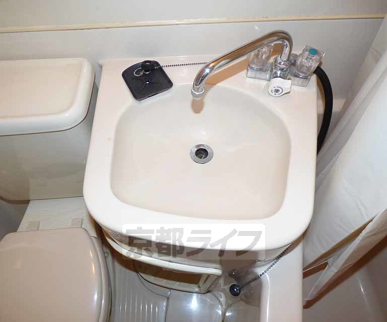 洗面設備　洗面所です。