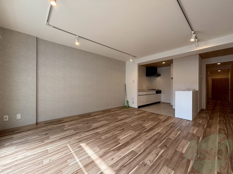 居室・リビング　広くてキレイなお部屋が広がっていて、充実した生活が送れそう。
