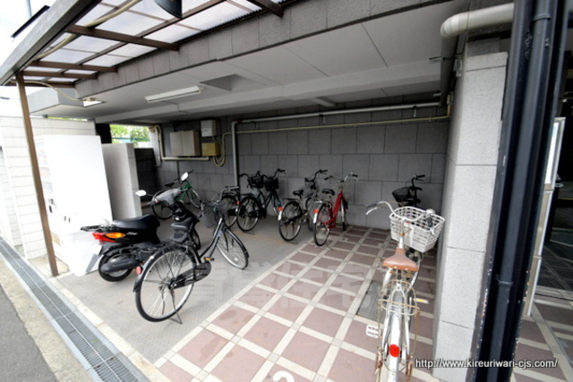 駐車場　駐輪場