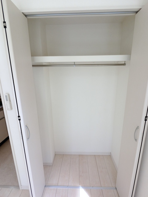 収納　（参考）同一建物内の他の部屋の写真となります。